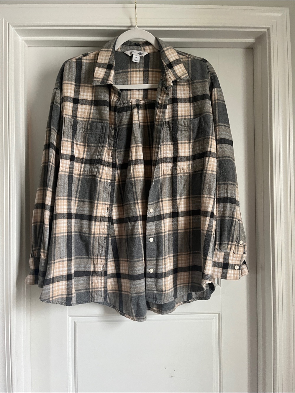 Women’s Plaid Flannel in Gray and Cream